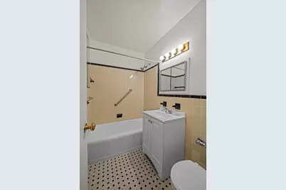 735 Kappock Street #7B, New York City, NY 10463 - Photo 16