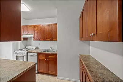 735 Kappock Street #7B, New York City, NY 10463 - Photo 4