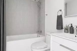 101 S 4th St, New York City, NY 11249 - Photo 14