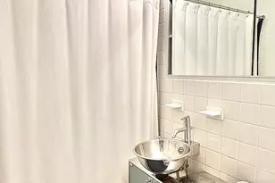 250 Mercer St, New York City, NY 10012 - Photo 6