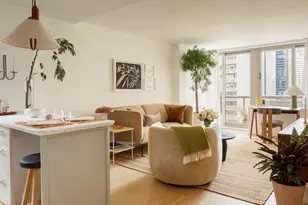234 E 46th St, New York, NY 10017 - Photo 2
