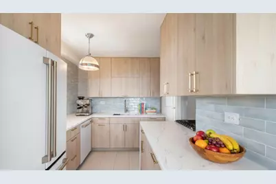 5700 Arlington Avenue #17U, New York City, NY 10471 - Photo 4