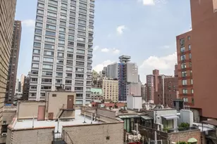 205 E 69th St, New York City, NY 10021 - Photo 12