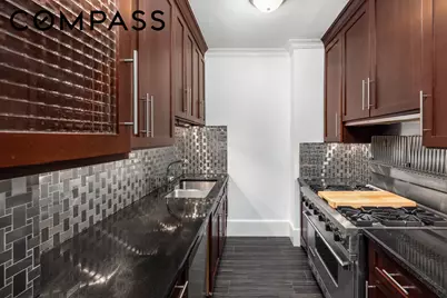 60 E 8th Street #27D, New York, NY 10003 - Photo 6