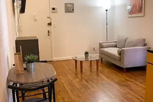 407 W 51st St, New York City, NY 10019 - Photo 2