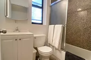 407 W 51st St, New York City, NY 10019 - Photo 4