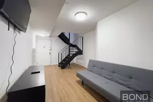 407 W 51st St, New York City, NY 10019 - Photo 4