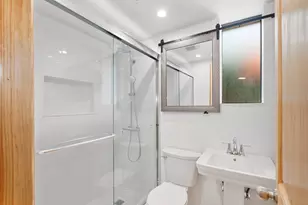 315 E Houston St, New York City, NY 10002 - Photo 8