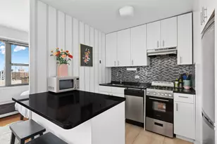 100 W 93rd St, New York City, NY 10025 - Photo 4