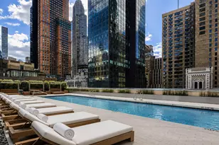 217 W 57th St, New York City, NY 10019 - Photo 14