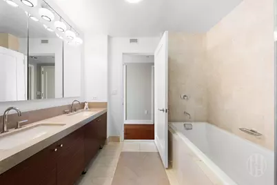 30 West Street #21F, New York City, NY 10004 - Photo 18