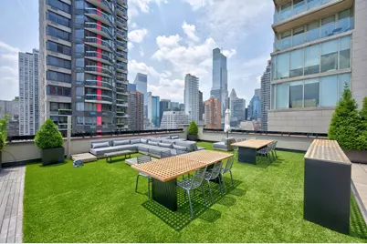 305 E 61st Street #702, New York City, NY 10065 - Photo 16