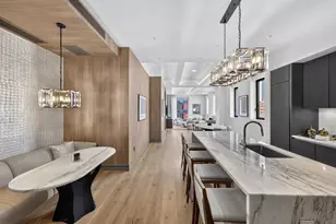 305 E 61st St, New York City, NY 10065 - Photo 2