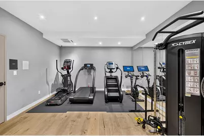305 E 61st Street #702, New York City, NY 10065 - Photo 14