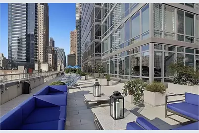 247 W 46th Street #2705, New York, NY 10036 - Photo 12