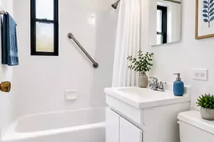 81 Bedford St, New York, NY 10014 - Photo 6