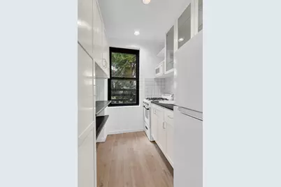 81 Bedford Street #3D, New York, NY 10014 - Photo 14