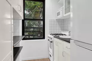 81 Bedford St, New York, NY 10014 - Photo 14