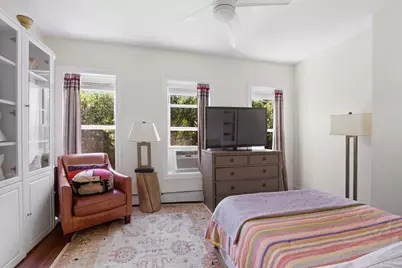 10 Roosevelt Place, New York City, NY 11233 - Photo 14