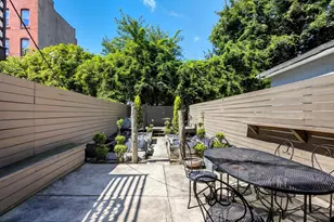 10 Roosevelt Pl, New York City, NY 11233 - Photo 4