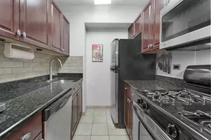 250 E 40th St, New York, NY 10016 - Photo 4