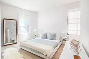 40 Stuyvesant St, New York, NY 10003 - Photo 8
