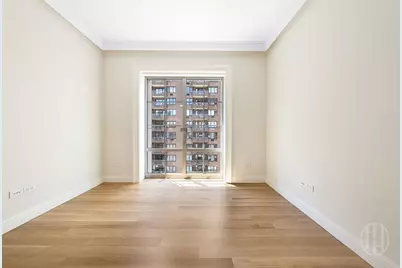 109 E 79th Street #10E, New York City, NY 10075 - Photo 18