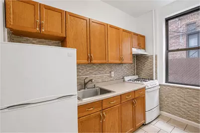 2146 Cortelyou Road #1R, New York City, NY 11226 - Photo 4