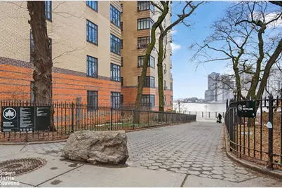 129 Columbia Heights #35, Brooklyn, NY 11201 - Photo 18