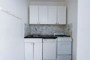 229 E 29th St, New York City, NY 10016 - Photo 4