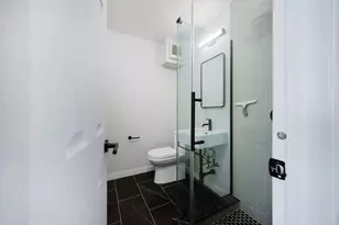 495 E 7th St, New York City, NY 11218 - Photo 12