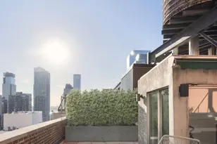 347 W 39th St, New York City, NY 10018 - Photo 6