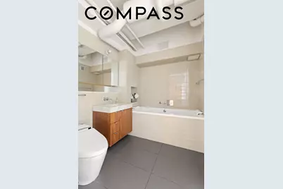 347 W 39th Street #PHNE, New York, NY 10018 - Photo 12