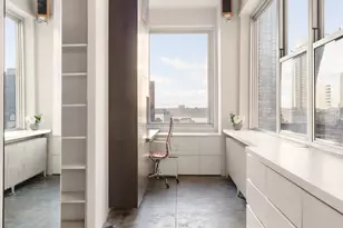 347 W 39th St, New York City, NY 10018 - Photo 12