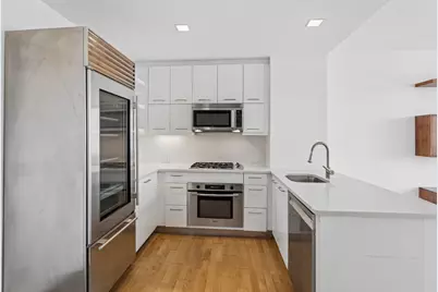 635 W 42nd Street #40D, New York City, NY 10036 - Photo 4