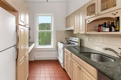 237 W 11th Street #5C, New York City, NY 10014 - Photo 4