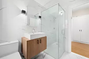 340 W 57th St, New York, NY 10019 - Photo 8