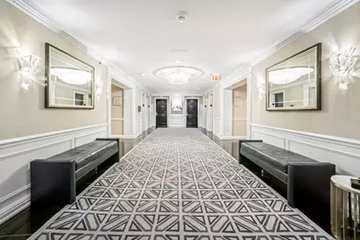 160 Central Park S #407, New York City, NY 10019 - Photo 22