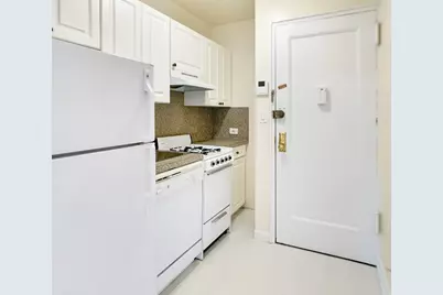 151 E 81st Street #6A, New York, NY 10028 - Photo 2