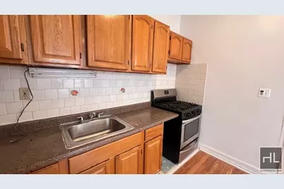 593 Miller Avenue #2F, Brooklyn, NY 11207 - Photo 8