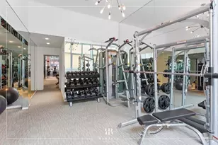 635 W 42nd St, New York City, NY 10036 - Photo 10