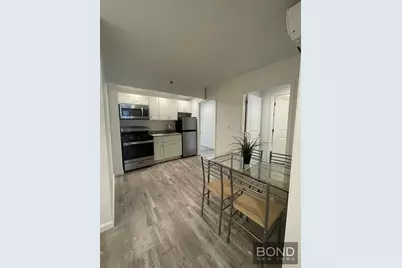 433 W 53rd Street #4C, New York, NY 10019 - Photo 4
