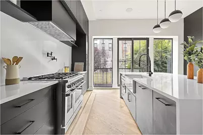 226 Macon Street, Brooklyn, NY 11216 - Photo 2