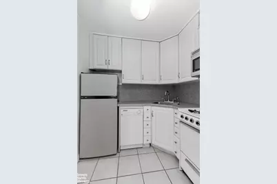 330 E 49th Street #4E, New York, NY 10017 - Photo 4