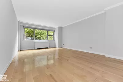 330 E 49th Street #4E, New York, NY 10017 - Photo 6