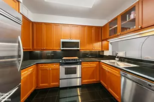 220 Riverside Blvd, New York City, NY 10069 - Photo 4