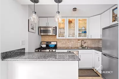 225 E 86th Street #905, New York, NY 10028 - Photo 4