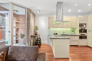 345 E 50th St, New York City, NY 10022 - Photo 2