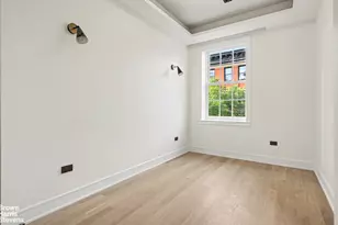 144 Waverly Pl, New York City, NY 10014 - Photo 16