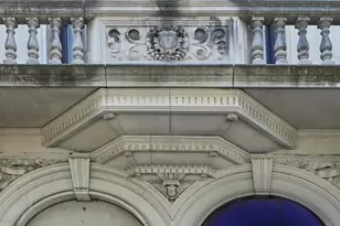 28 E 72nd St, New York, NY 10021 - Photo 2